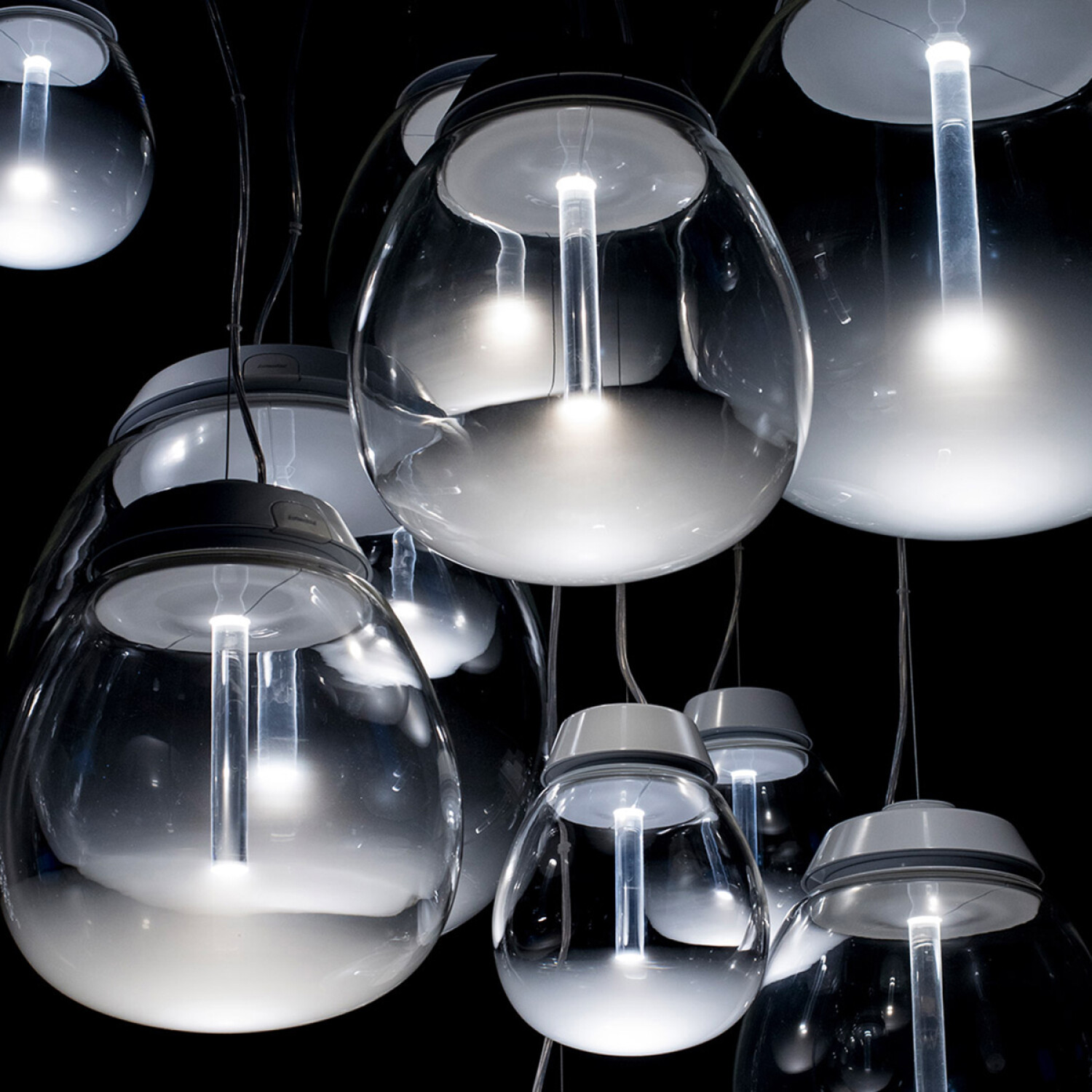 5 Ideias de Luminárias de Bola para Sala de Estar