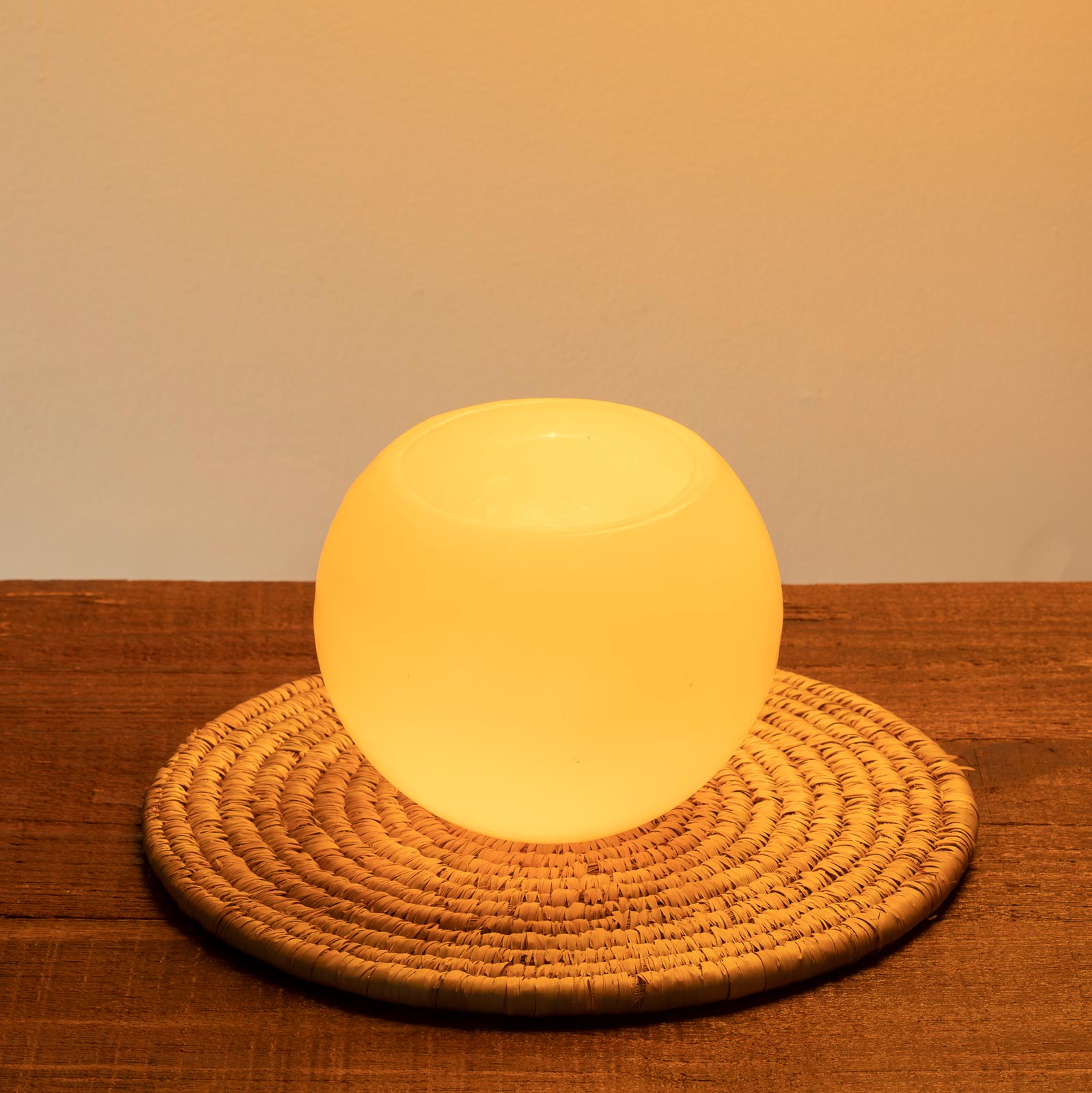 5 Ideias de Luminárias de Bola para Sala de Estar