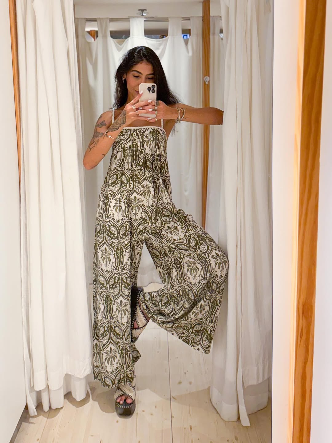 Onde Encontrar Macacões Estampados Baratos e Elegantes Online