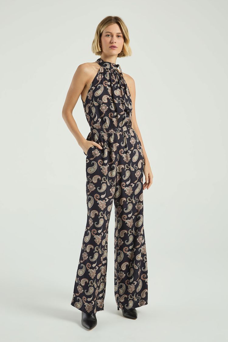 Macacão Pantacourt Estampado: Versatilidade e Elegância para o Verão