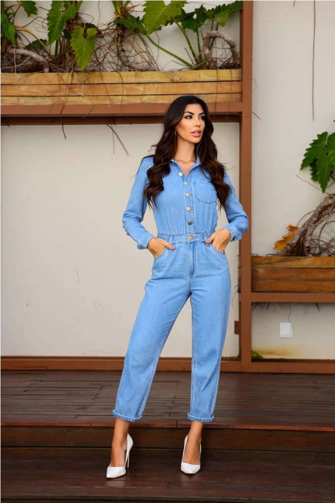 macacão jeans feminino com manga