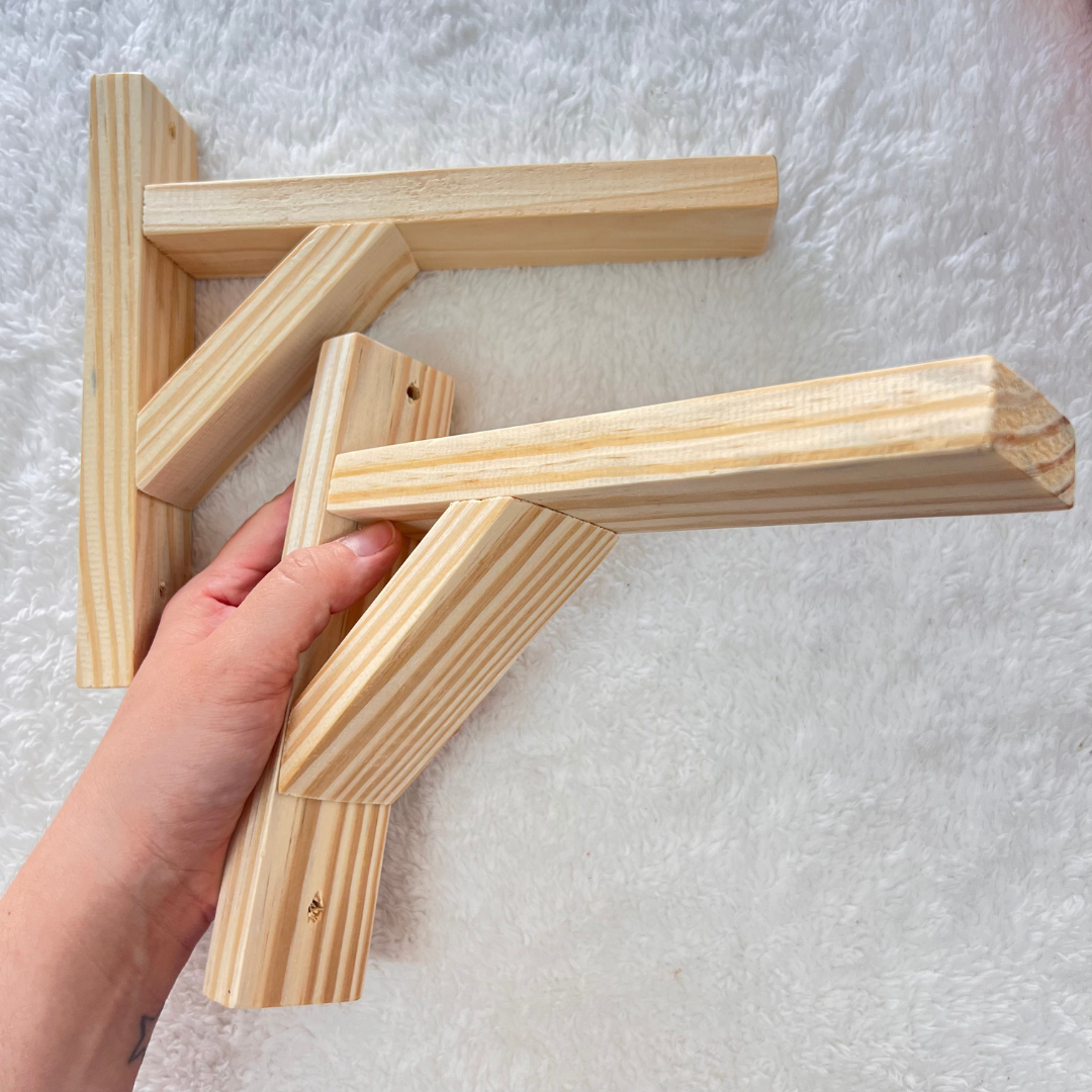 Pinus Tratado vs. Pinus Natural: Qual Escolher para Seu Projeto?