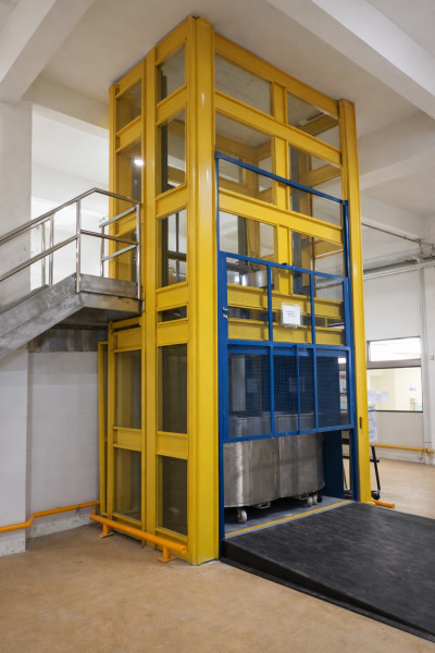 Manutenção preventiva vs. corretiva: Qual o melhor contrato para seu elevador em Campinas?