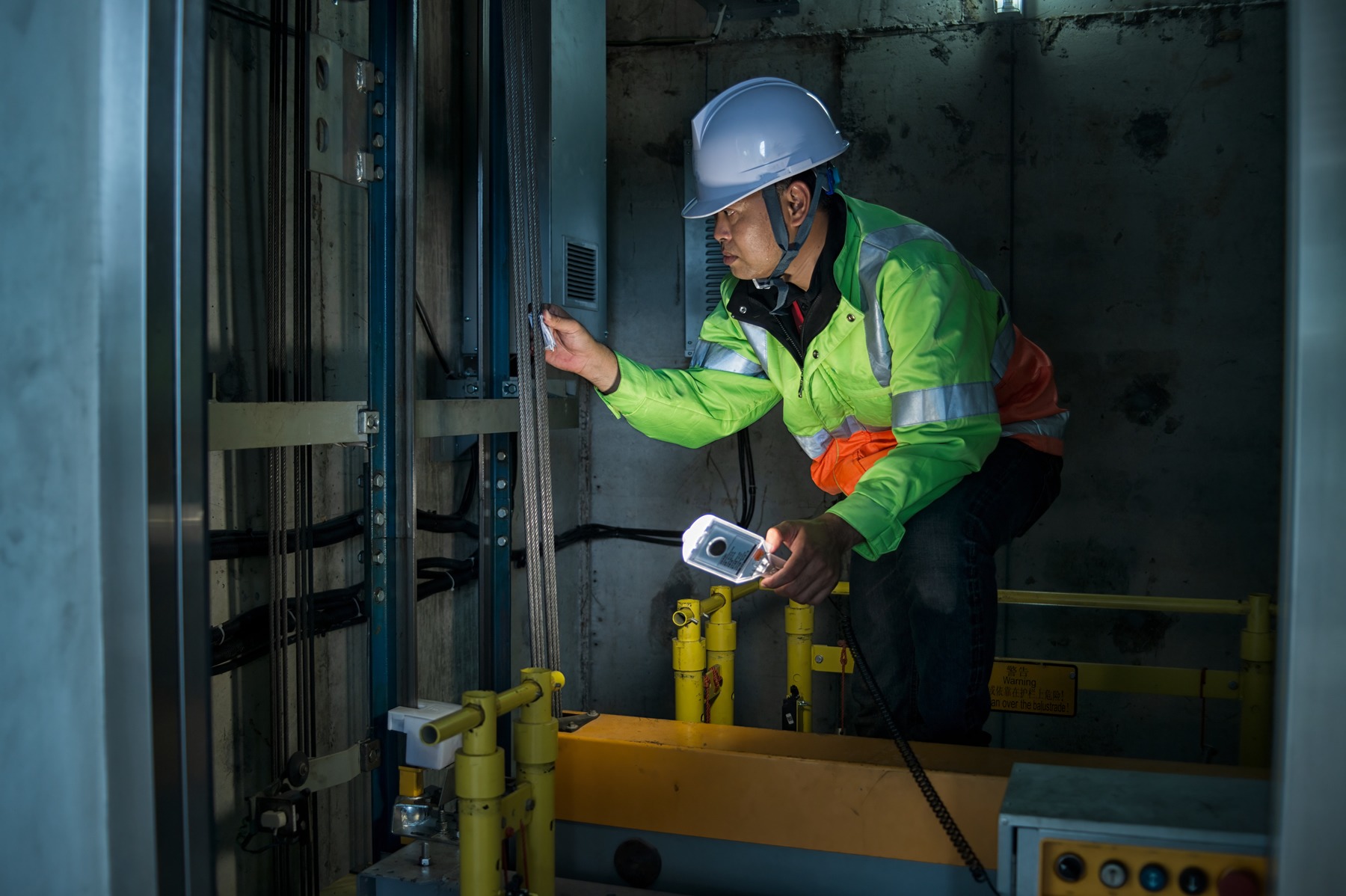 Serviços de modernização de elevadores em Cuiabá