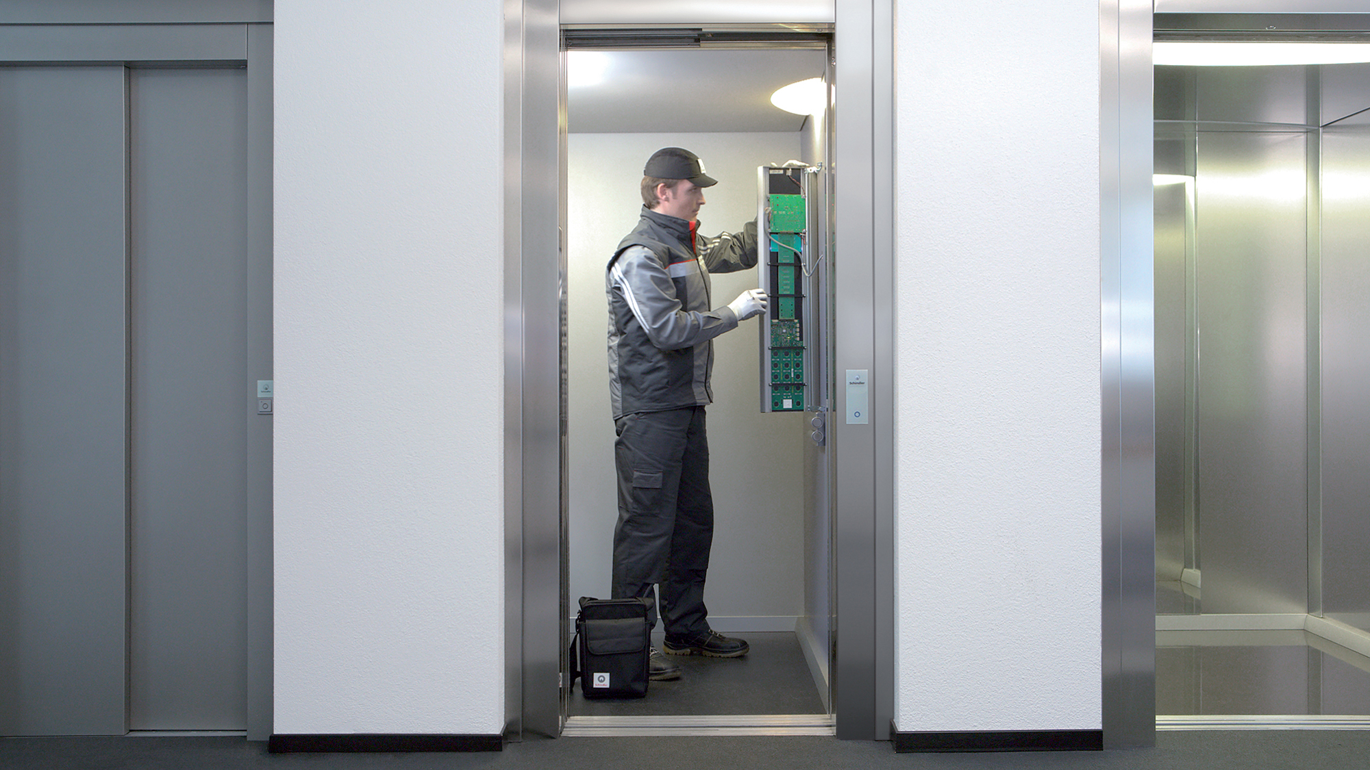 Quanto Custa a Manutenção de Elevadores em SP: Contratos e Custos Detalhados