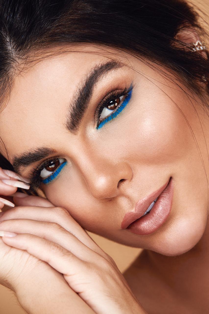 Guia Completo: Maquiagem Azul para Cada Tom de Pele