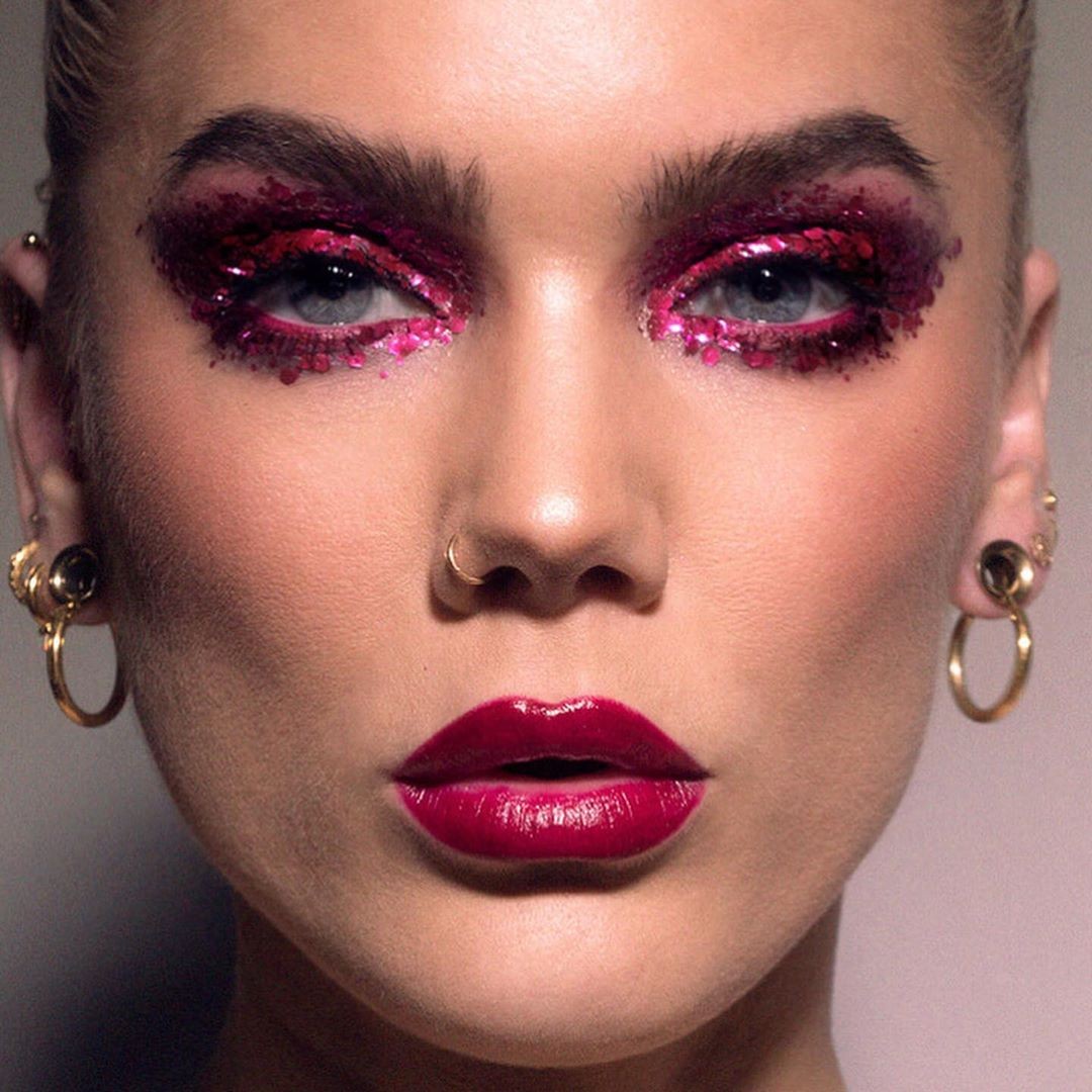 produtos baratos maquiagem bruxa mistica strass