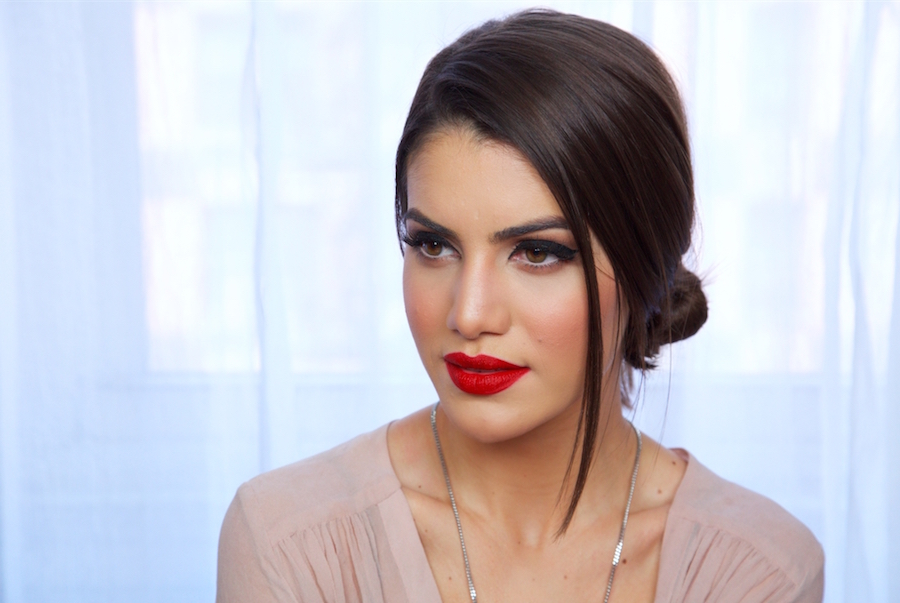 Como adaptar a maquiagem clássica para diferentes ocasiões