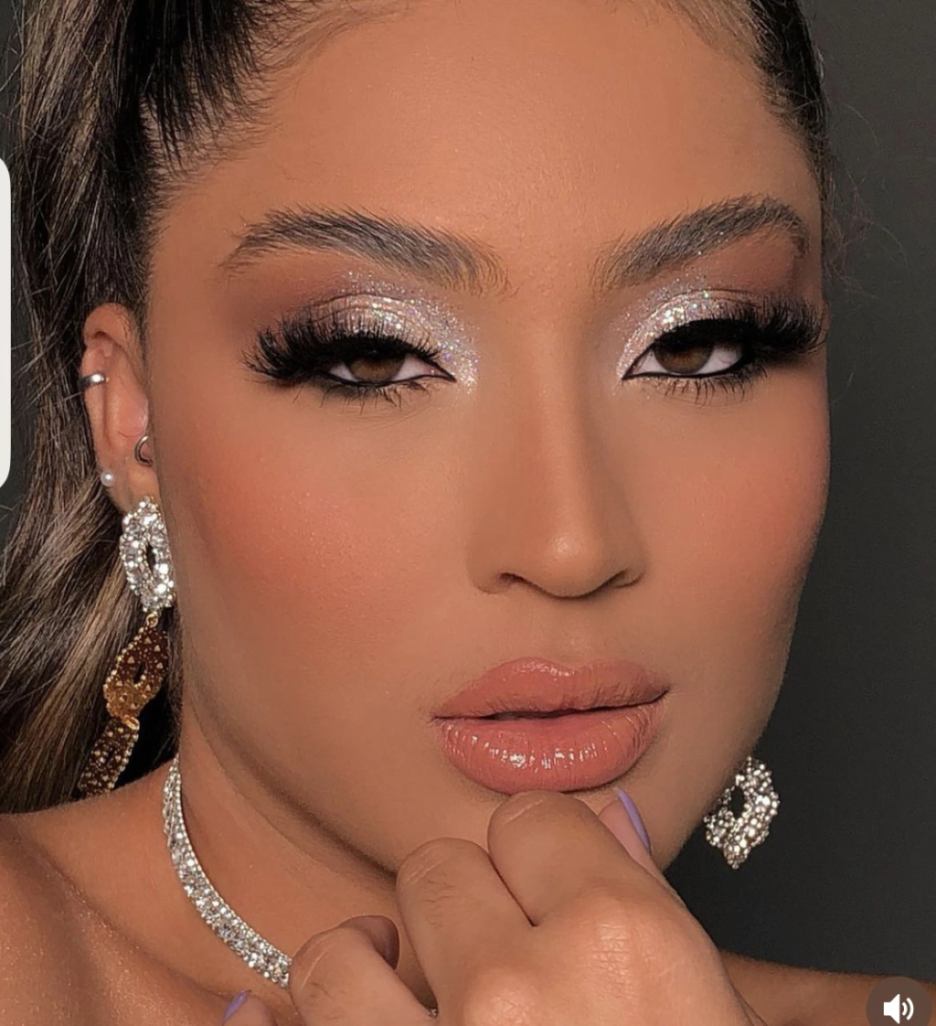 Iluminação Perfeita para Maquiagem: O Segredo dos Profissionais