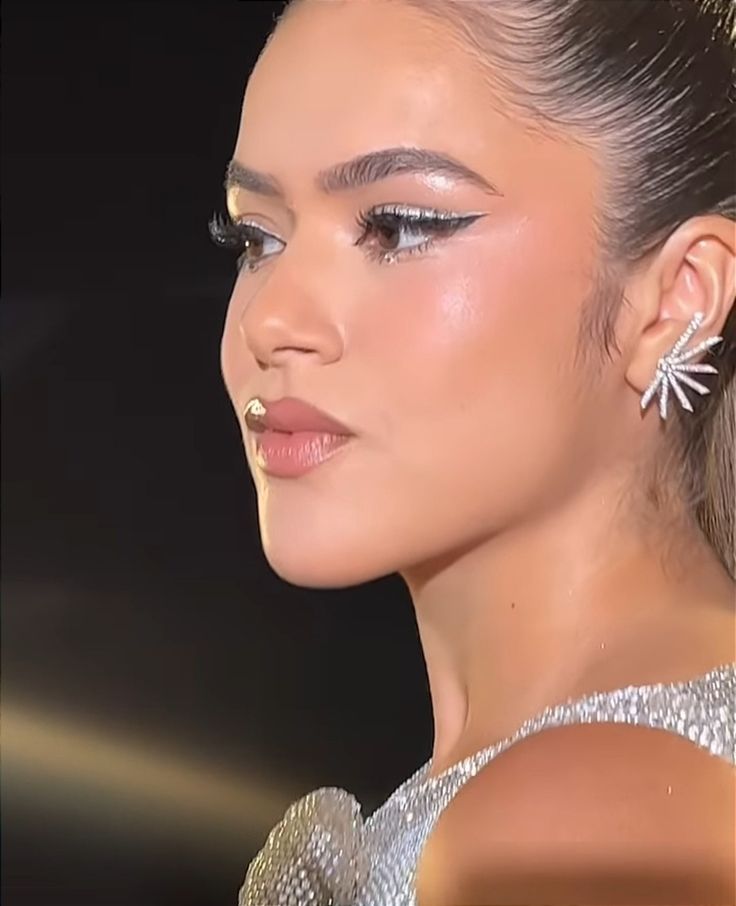 maquiagem debutante pele morena