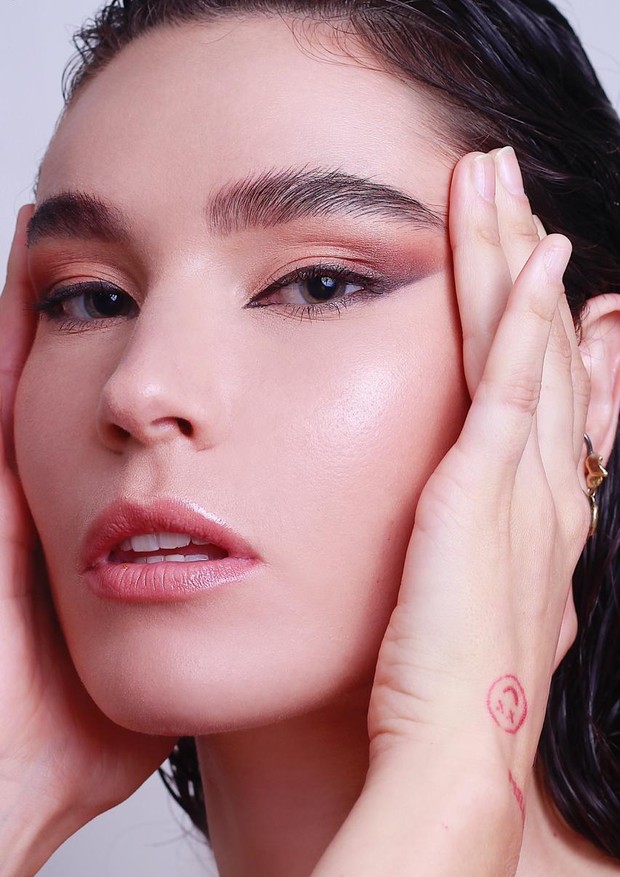 Produtos Essenciais para Conquistar o Efeito Foxy Eyes