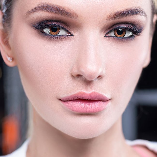 Guia Completo: Como Fazer a Maquiagem Foxy Eyes Perfeita