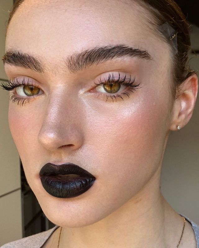 Maquiagens Com Batom Preto