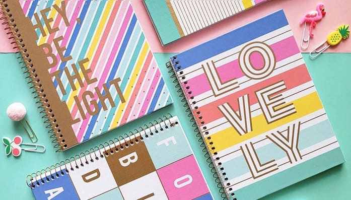 5 ideias de títulos:
1. Guia Completo: As Melhores Marcas de Cadernos para 2026
2. Cadernos Inteligentes vs. Tradicionais: Qual a Melhor Escolha para Você?
3. Planejamento 2026: Descubra os Planners e Cadernos Ideais para Organização
4. Sustentabilidade na Papelaria: Marcas Ecológicas que Valem a Pena Conhecer
5. Tilibra: A Gigante dos Cadernos e Suas Novidades para o Próximo Ano