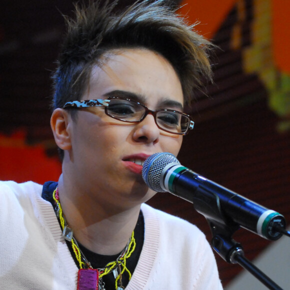 Como Escolher Óculos no Estilo Maria Gadú