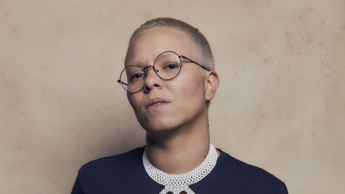 Além do Meme: A Influência de Maria Gadú na Moda de Óculos