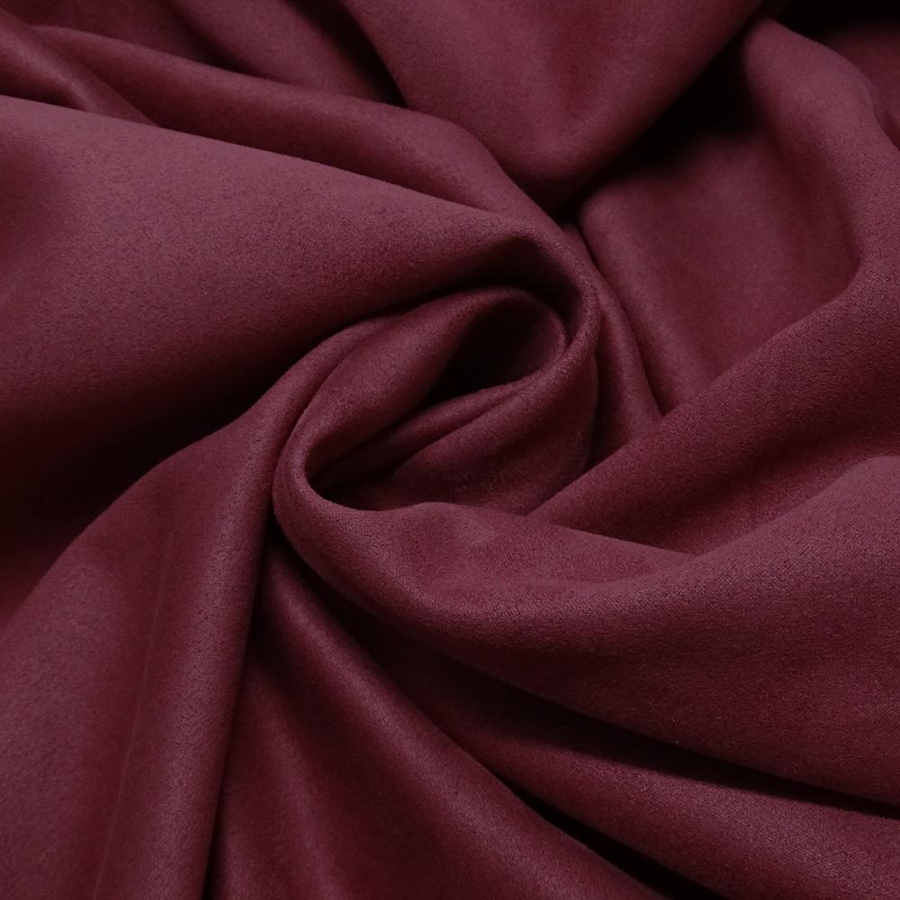 maquiagem cor marsala