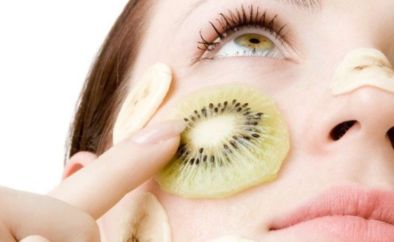 Os Perigos e Cuidados ao Usar Frutas Cítricas na Pele do Rosto