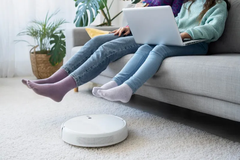 Robô Aspirador com Mapeamento a Laser: Guia Completo para Escolher o Melhor; Xiaomi S20 vs. Liectroux XR500 Pro: Qual o Melhor Robô Aspirador para Você?; Robô Aspirador Bom e Barato: Opções de Entrada para Limpeza Diária; Como Escolher a Potência de Sucção Ideal para Seu Robô Aspirador; Robôs Aspiradores com Função Mop: Aspire e Passe Pano em um Só Aparelho