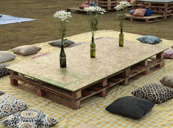 Dimensões Perfeitas: Escolhendo a Mesa de Centro de Pallet Ideal para Seu Espaço