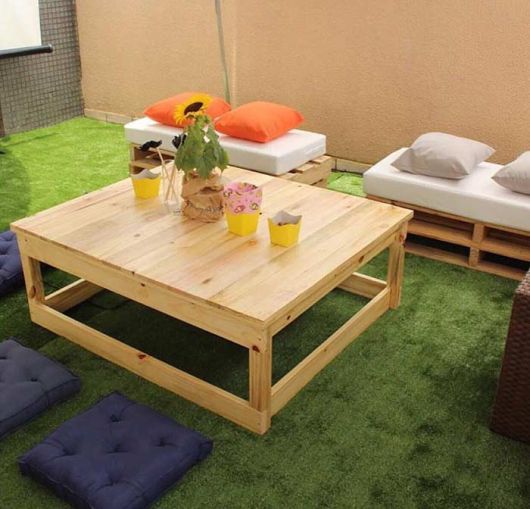 Guia Completo: Como Fazer Sua Mesa de Centro de Pallet DIY