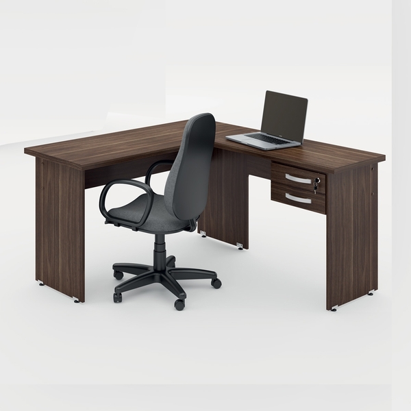 mesa em l de metal