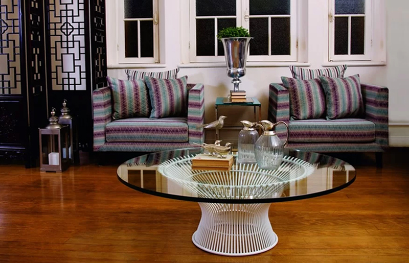 erros comuns ao escolher mesa lateral