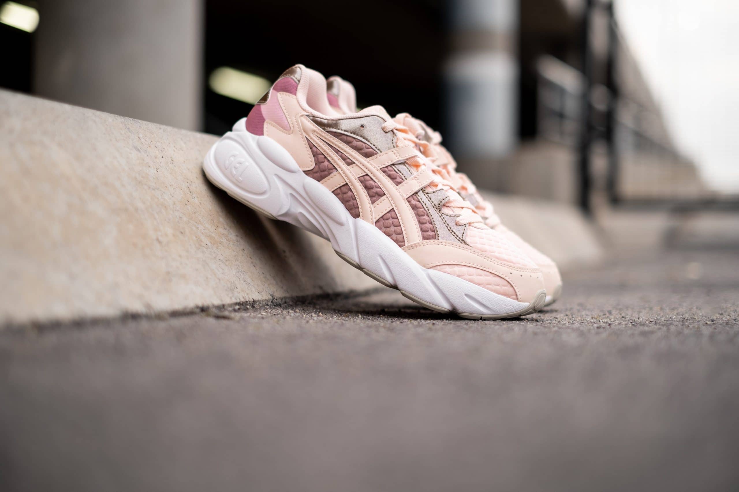 Como manter seus sapatos de couro impecáveis