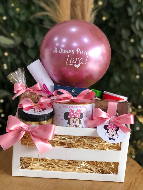 mini cesta de café da manhã de aniversário