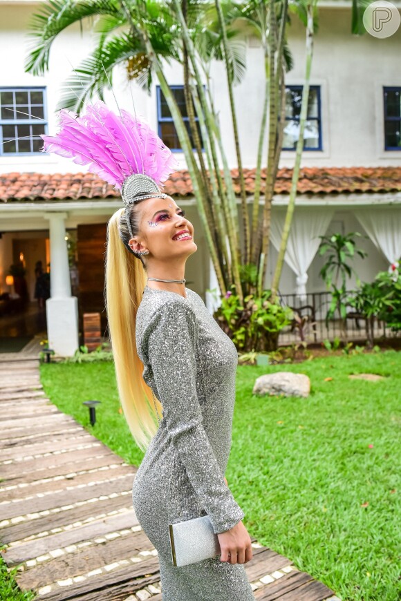 modelo de vestido para carnaval