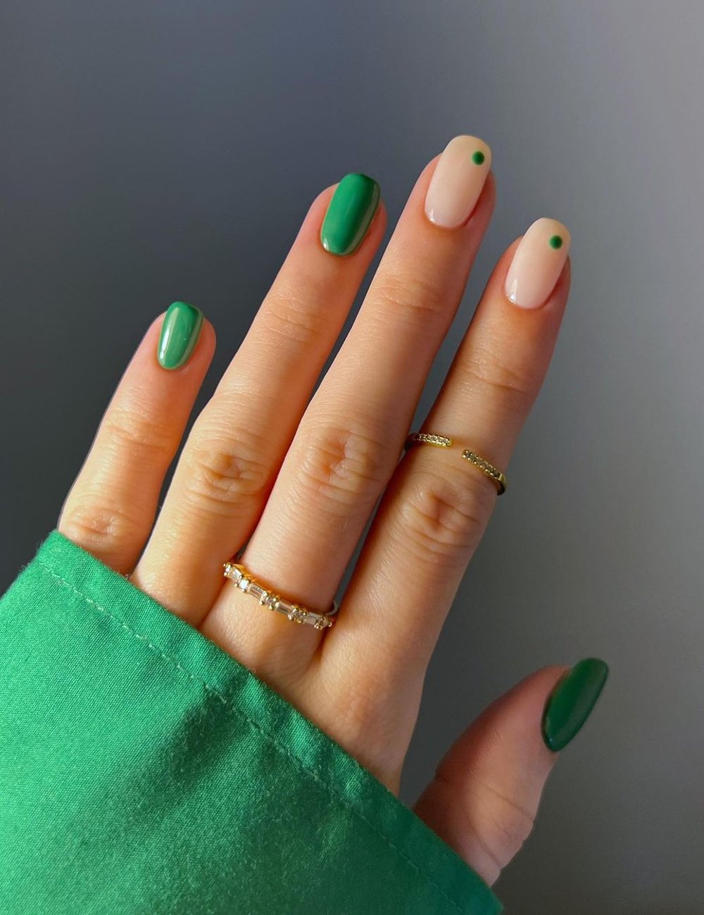 unhas curtas decoradas com francesinha