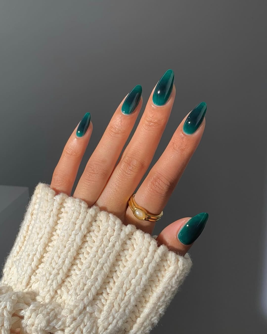 unhas curtas decoradas com francesinha