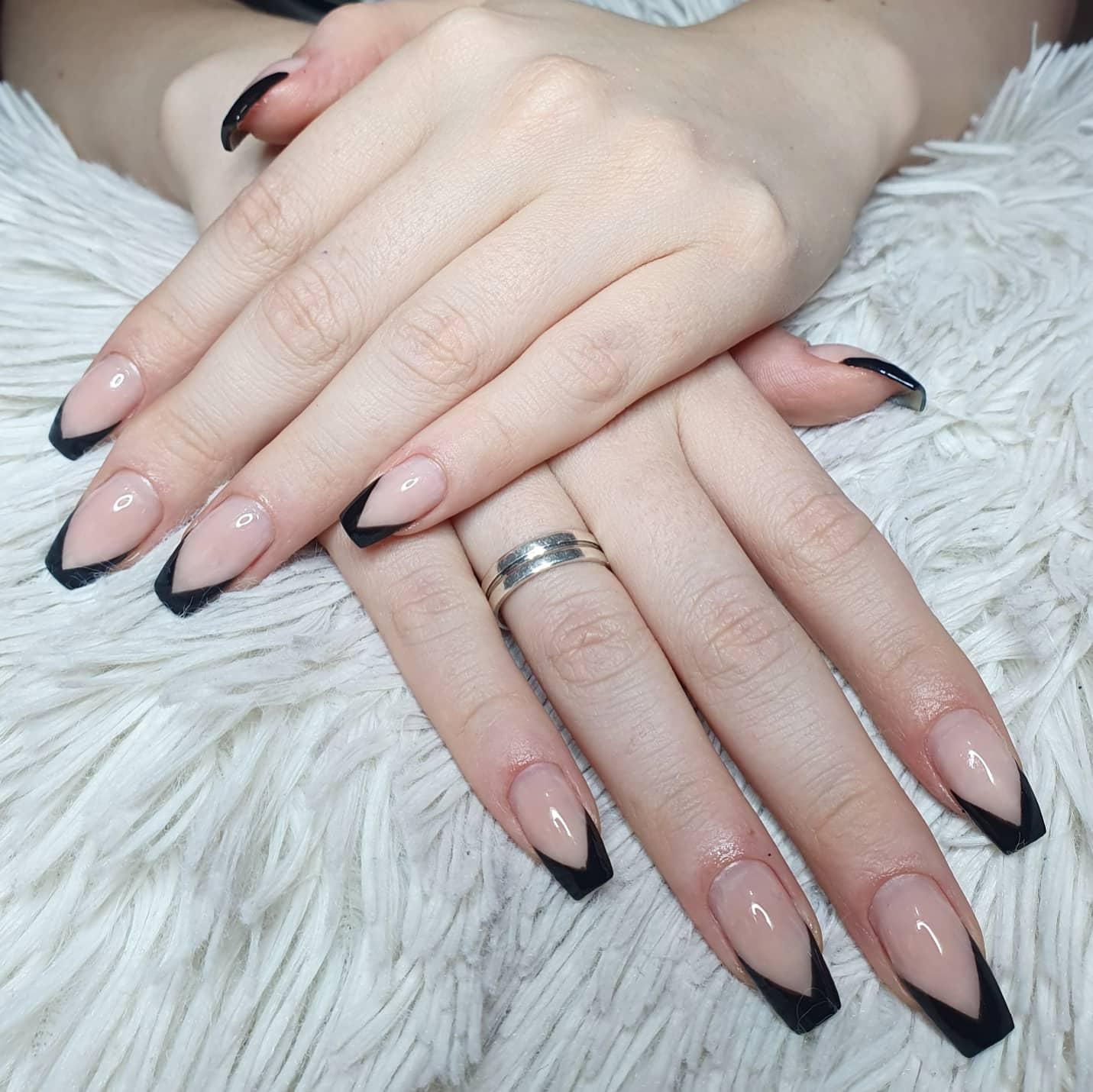 unhas amendoada vs quadrada qual a melhor
