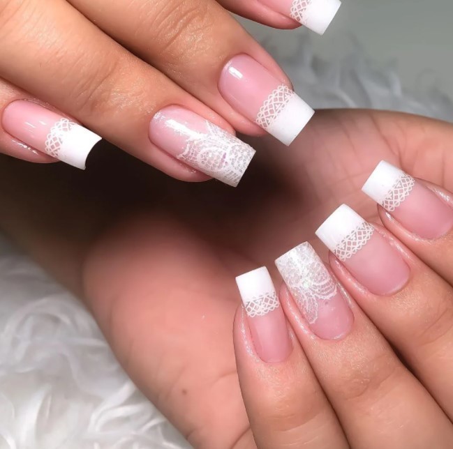 erros comuns ao fazer unhas em gel