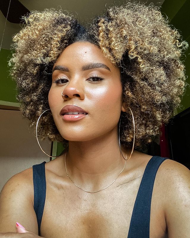 erros ao cortar cabelo morena curto