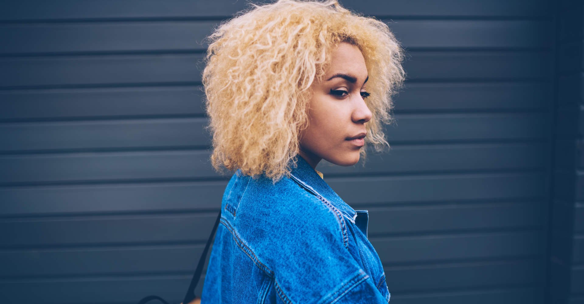 erros ao clarear cabelo de morena