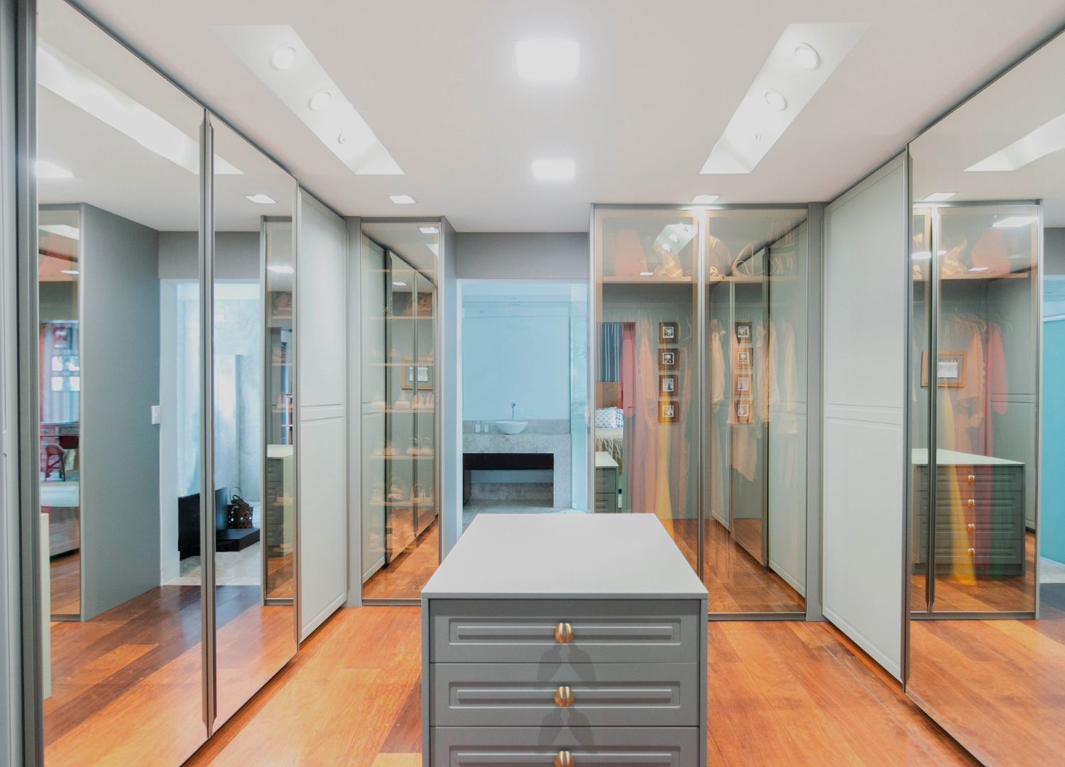 Móveis Laqueados na Decoração: Tendências para Salas e Cozinhas