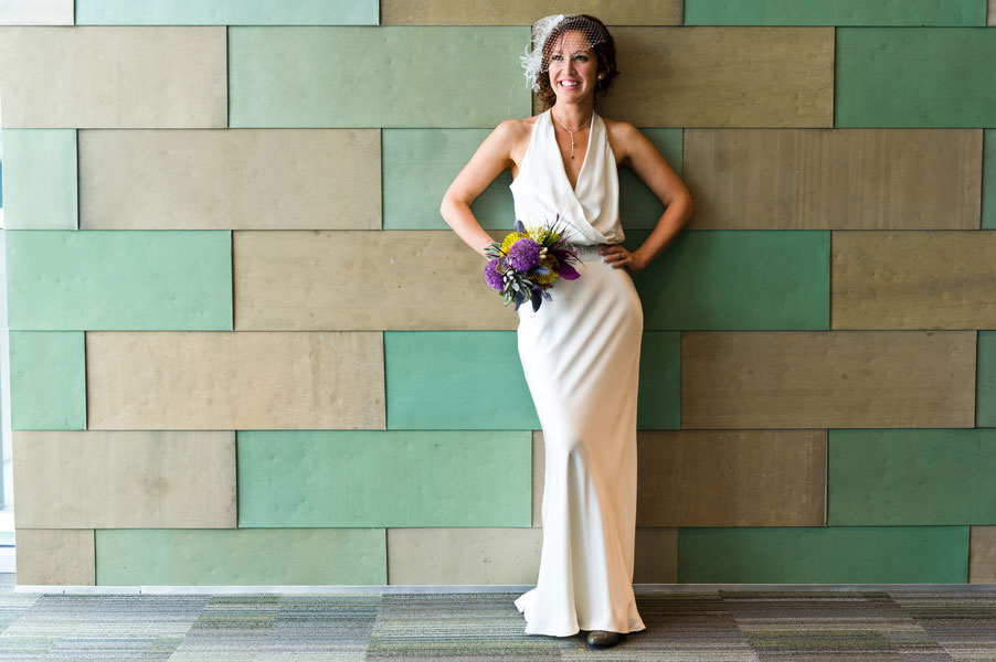 mulher de vestido longo