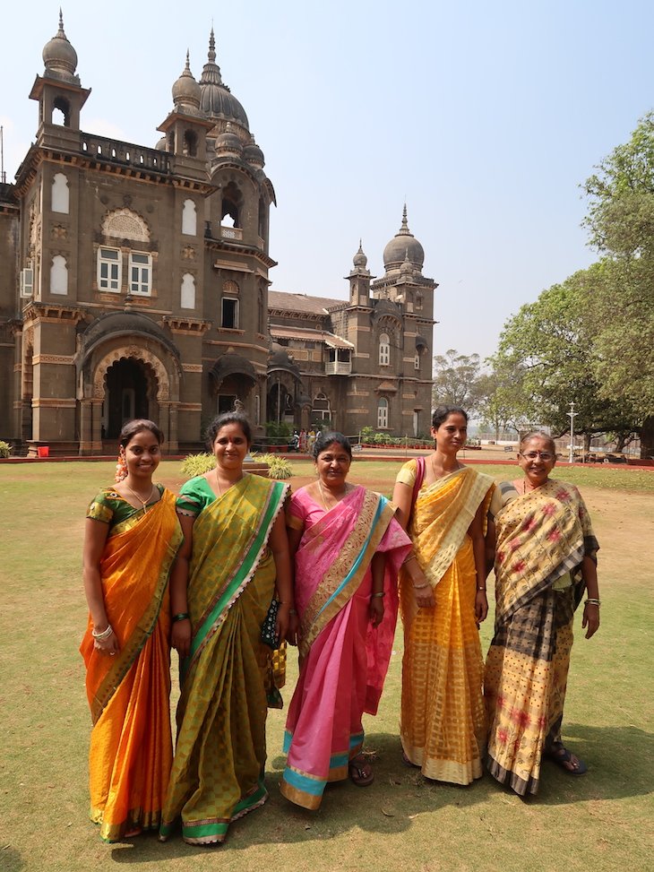 1. O Sari: Mais que uma vestimenta