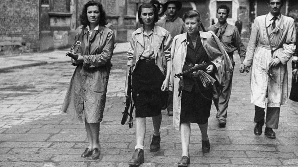 O Estilo Inconfundível da Mulher Italiana: Da Moda à Beleza