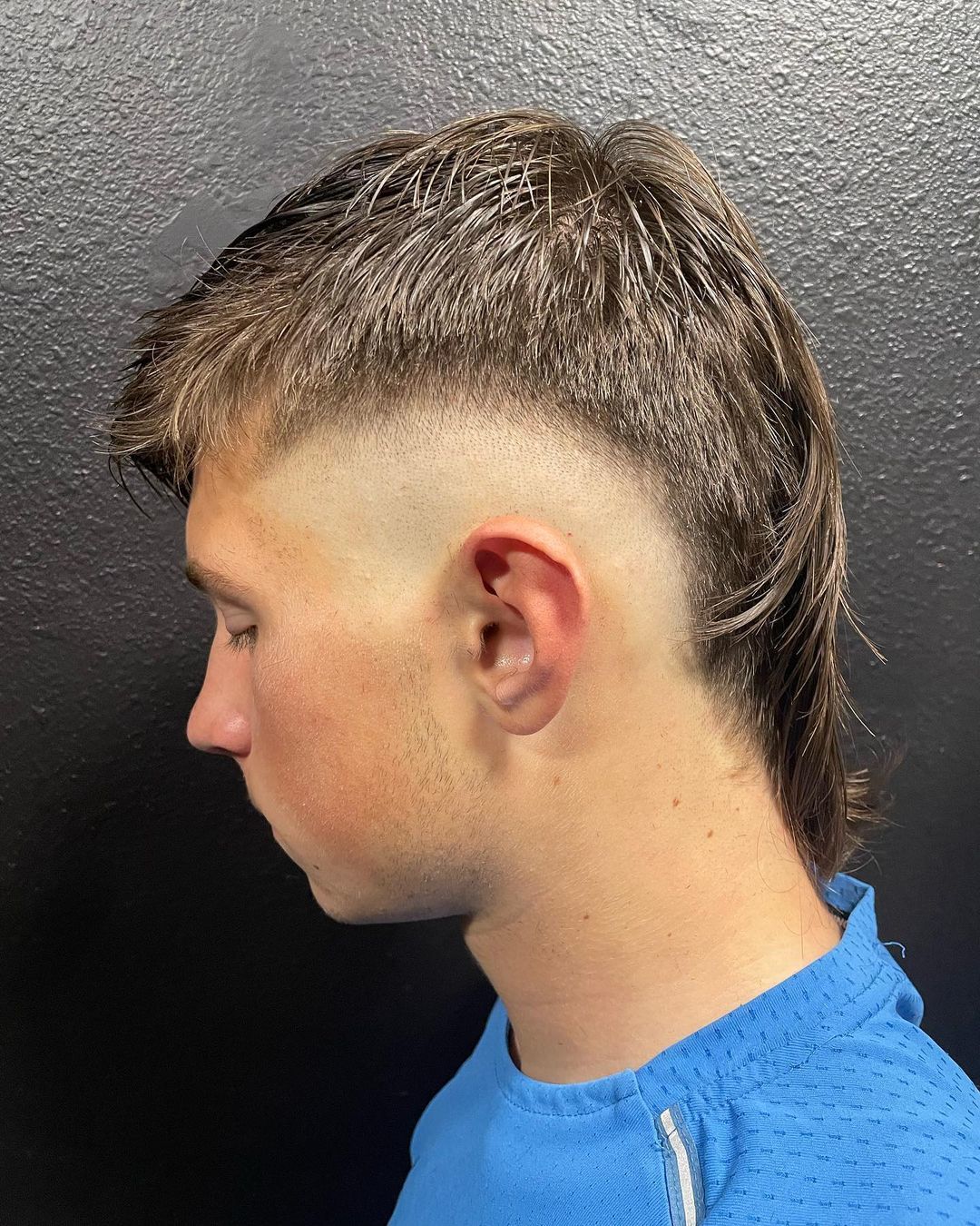 Mullet Masculino com Fade: A Tendência de Cortes para 2025 e 2026