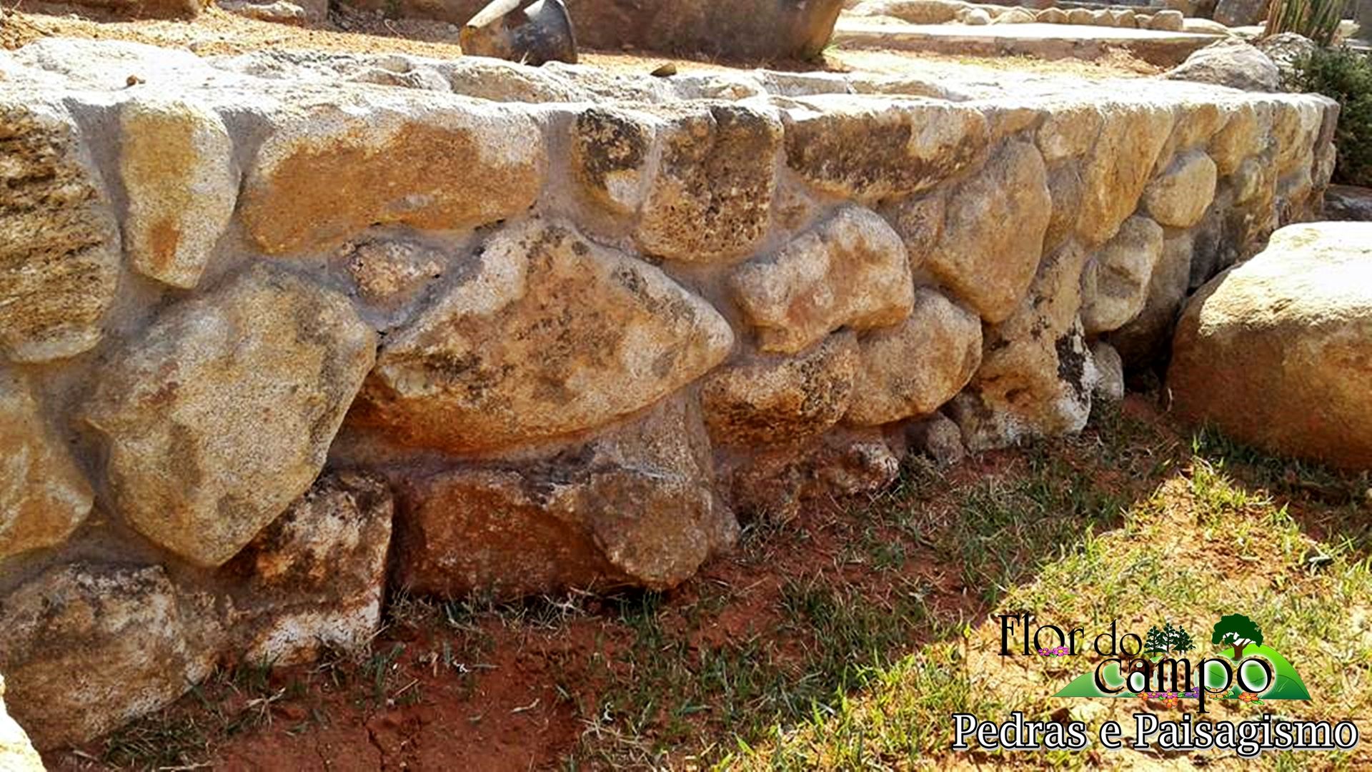 Pedras para muro