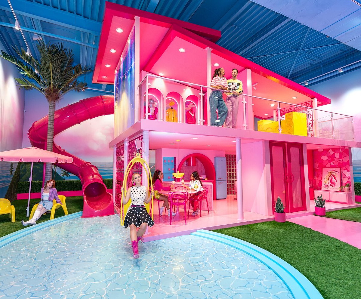 Como a Barbie Dreamhouse Evoluiu ao Longo dos Anos