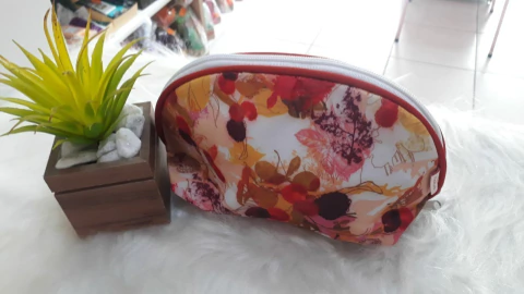 Essencial Natura: Kits de Presente com Necessaires Exclusivas