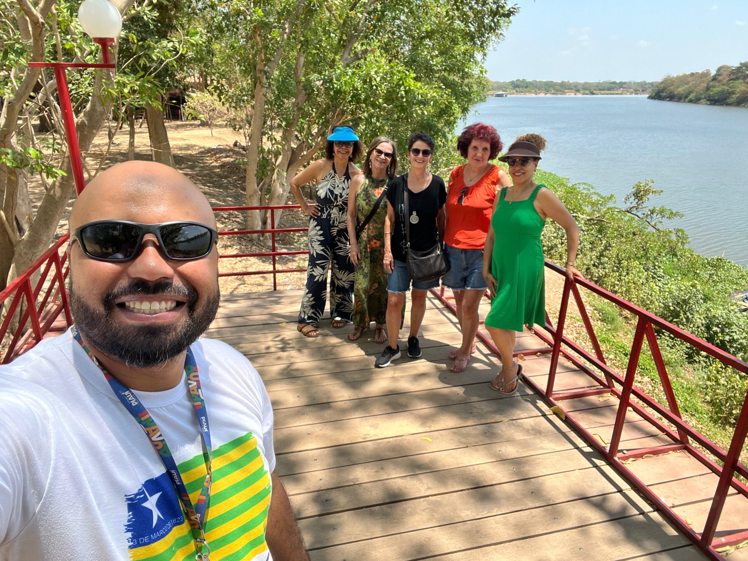 Trilhas e o Encontro dos Rios