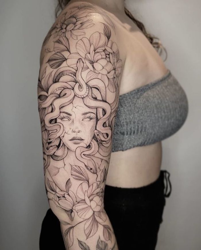 medusa tattoo significado feminismo