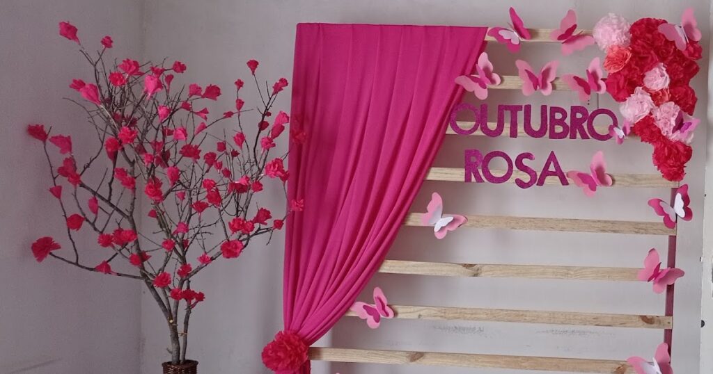 decoração outubro rosa para recepção de clínica