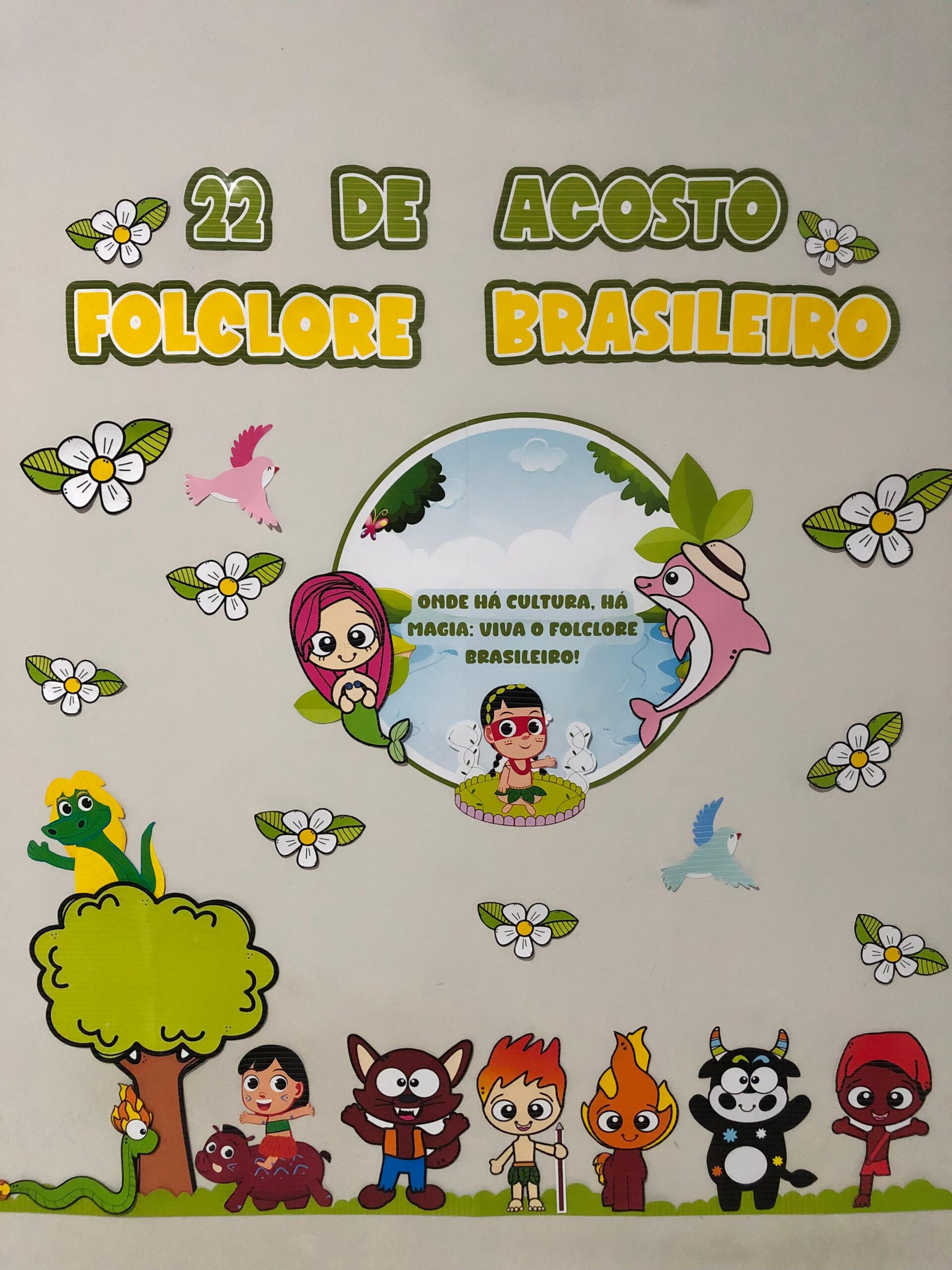 painel folclore brasileiro com frases