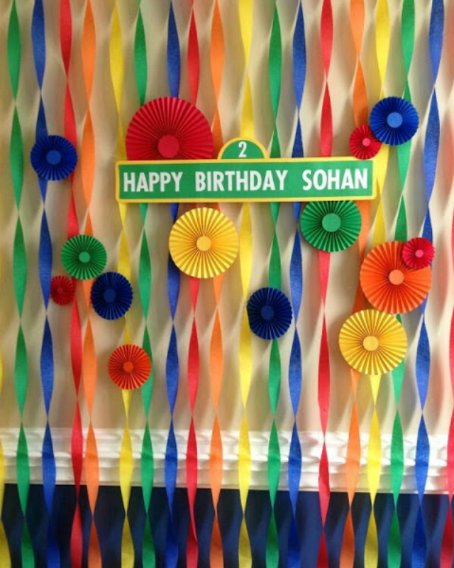 papel crepom decoração festa junina simples