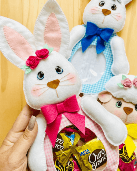 Decoração de Mesa de Páscoa com Peças em Feltro